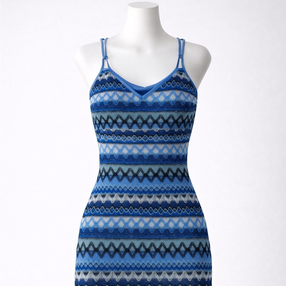 Derek Heart Blue and Black Patterned Camisole